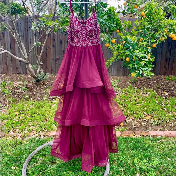 Glamorous layered skirt prom dress, never before worn, sparkly stitched bodice - Picture 2 of 6